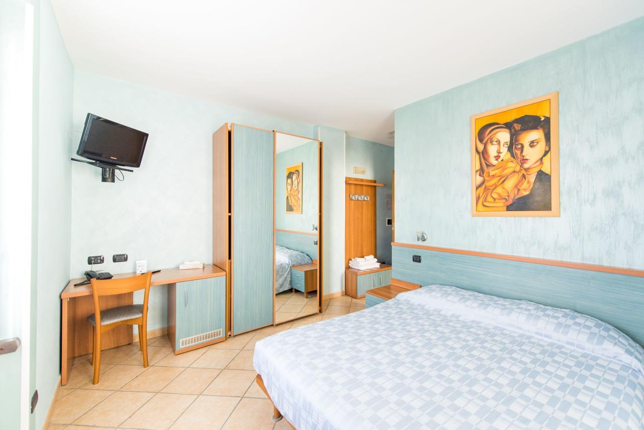 Hotel Bacco Beinette Exterior foto